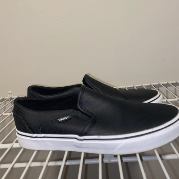 Black Leather Vans, size 9.0 in women's, 7.5 in men's. - Picture 2 of 3